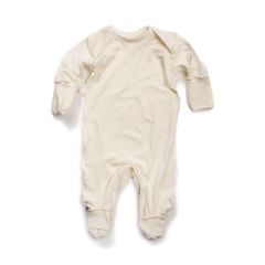 Baby Overall > Sanamedi-Zink Overall Premium met gesloten voeten en te openen handen.